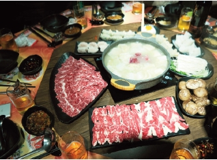 에디터 사진